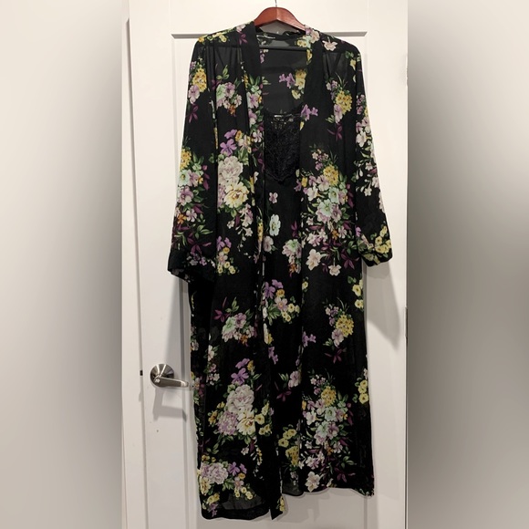 Jones New York Intimates & Sleepwear Floral Jones New York Boudoir